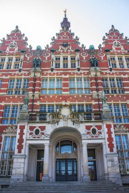 Gdansk, Polonya - 8 Nisan 2018: Gdansk Teknoloji Üniversitesi ana bina