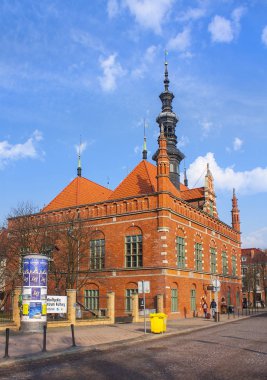 Gdansk, Polonya - 8 Nisan 2018: Eski Belediye Binası Gdansk