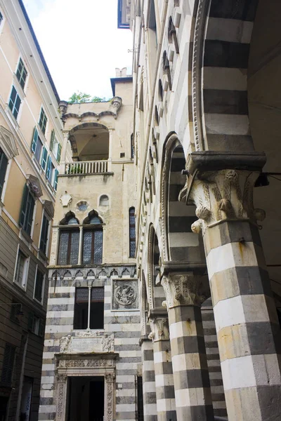 Genoa Italy Jule 2018 Architecture Piazza San Matteo Old Town — Stock Photo, Image