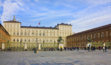 İtalya, Turin - 2 Kasım 2018: Torino Palazzo Reale (Kraliyet Sarayı)