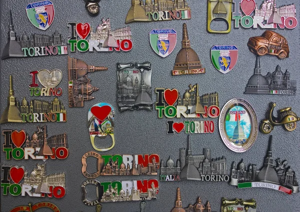 Italien Turin 2018 Magnete Auf Der Ladenvitrine Turin — Stockfoto