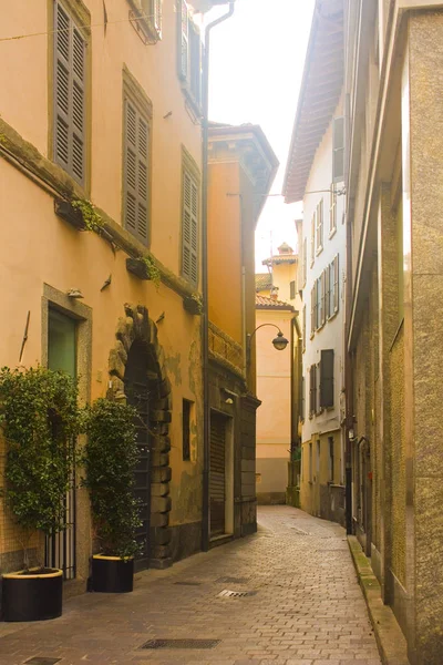 Italia Como Noviembre 2018 Pintoresca Calle Del Casco Antiguo Como — Foto de Stock