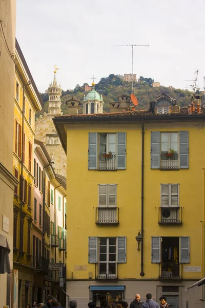意大利 2018年11月3日 科莫老城区的风景如画的街道 — 图库照片