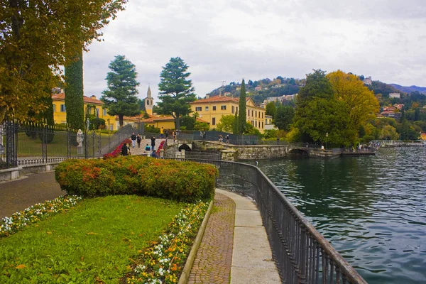 Italia Como Novembre 2018 Pittoresco Argine Del Lago Como — Foto Stock