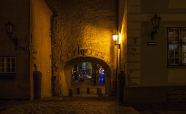 Riga, Letonya - 1 Ocak 2018: İsveç Gates akşam de Riga
