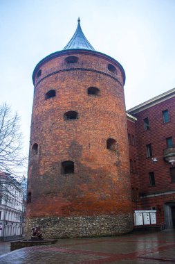 Riga, Letonya - 1 Ocak 2018: Barut Kulesi'nin Riga, Letonya
