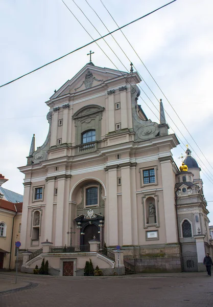 立陶宛维尔纽斯 2017年12月30日 维尔纽斯圣特蕾莎教堂 — 图库照片
