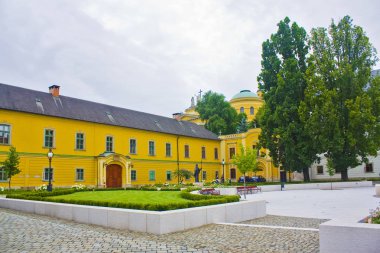Eger, Macaristan - 29 Haziran 2018: Eger Başpiskoposun Palace Turizm ve ziyaretçi merkezi