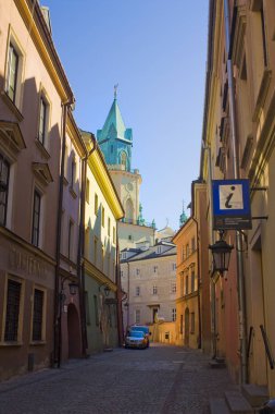 Lublin, Polonya - 15 Ekim 2018: Old Town, Lublin tipik sokak