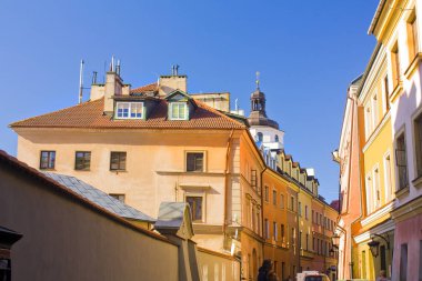 Lublin, Polonya - 15 Ekim 2018: Old Town, Lublin dar sokak