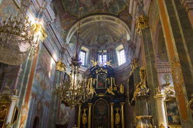 Lublin, Polonya - 15 Ekim 2018: İç Lublin Katedrali, Saint John Baptist ve Saint John Evangelist Eski kentte