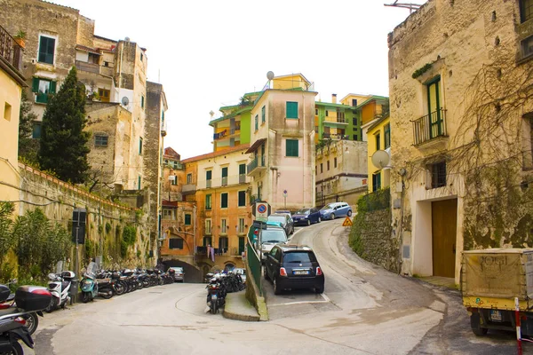 Amalfi Włochy Marca 2018 Miejskie Życie Typowy Ulica Amalfi Włochy — Zdjęcie stockowe