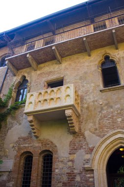 Verona, İtalya - 21 Haziran 2018: Juliet Verona, balkon