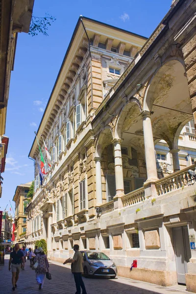 Genoa, İtalya - Jule 25, 2018: Palazzo Doria-Tursi Doğum Via Garibaldi Cenova