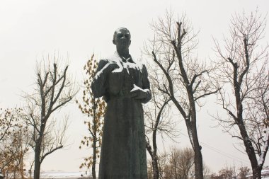 Kiev, Ukrayna - 6 Ocak 2019: Anıt Podil Kiev içinde üzerinde Kontraktova meydanında Grigory Skovoroda