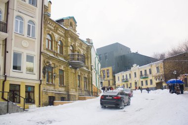Kiev, Ukrayna - 1 Ağustos 2018: Andriyivsky iniş Kiev kışın