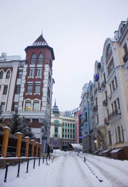 Kiev, Ukrayna - 6 Ocak 2019: Kış eski kasaba Kiev mimari Vozdvizhenka bölge