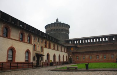 İtalya, Milano - 1 Kasım 2017: Milano Sforzesco Castle