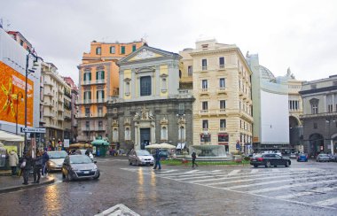 Naples, İtalya - 5 Mart 2018: Via Trieste e Trento Napoli, İtalya
