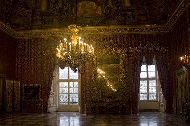 Naples, İtalya - 5 Mart 2018: İç Palazzo Reale doğum Via del Plebiscito Napoli, İtalya
