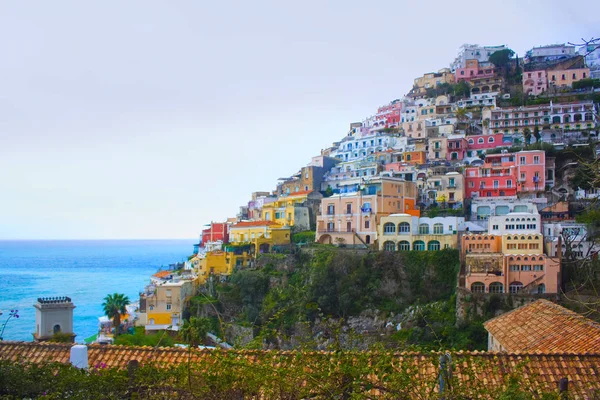 意大利阿马尔菲海岸波西塔诺市美丽的全景 — 图库照片