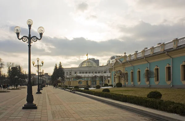 Mariinsky Palace Και Κτίριο Της Ουκρανικής Κυβέρνησης Στο Κίεβο Ουκρανία — Φωτογραφία Αρχείου