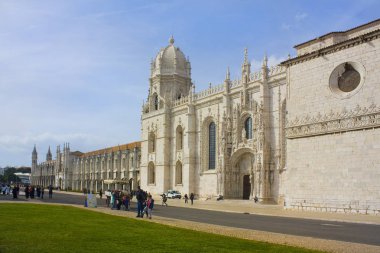 Lisbon, Portekiz - 1 Mart 2019: Jeronimos Monastery veya Hieronymites Manastırı (Order of Saint Jerome eski manastır) Lizbon