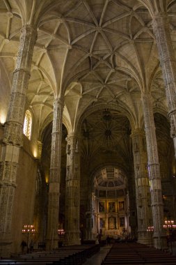 Lisbon, Portekiz - 1 Mart 2019: Jeronimos Monastery iç veya Hieronymites Manastırı (Order of Saint Jerome eski manastır) Lizbon