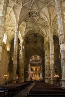 Lisbon, Portekiz - 1 Mart 2019: Jeronimos Monastery iç veya Hieronymites Manastırı (Order of Saint Jerome eski manastır) Lizbon