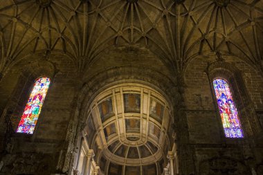 Lisbon, Portekiz - 1 Mart 2019: Jeronimos Monastery iç veya Hieronymites Manastırı (Order of Saint Jerome eski manastır) Lizbon