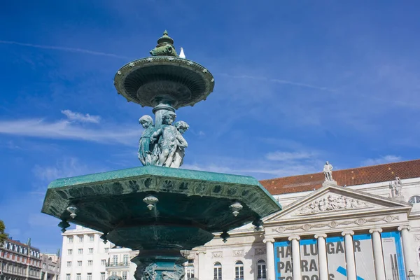 葡萄牙里斯本 2019年3月1日 罗西奥广场 喷泉位于里斯本的贝萨区 — 图库照片