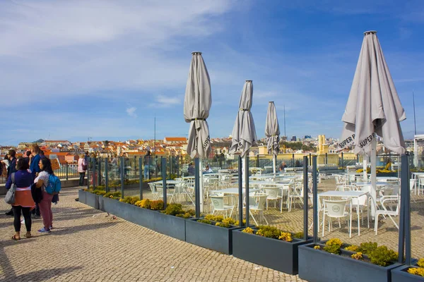 Lisbon Portugal Maart 2019 Toeristen Observatie Bureau Miradouro Lissabon — Stockfoto