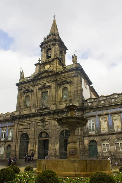 Porto Portugal Marzo 2019 Iglesia Trindade Casco Antiguo Oporto —  Fotos de Stock