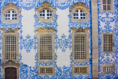 Porto, Portekiz - 3 Mart 2019: Parçası Carmo Church of (Igreja Carmo) güzel azulejos Porto ile