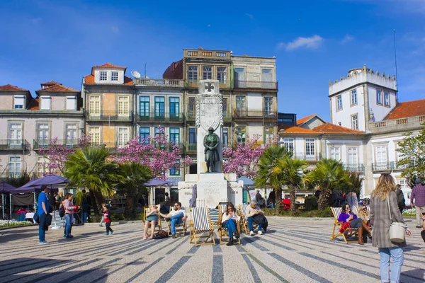葡萄牙波尔图 2019年3月3日 波尔图卡洛斯 阿尔贝托广场大战死亡纪念碑 — 图库照片