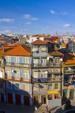 Porto, Portekiz - 3 Mart 2019: Porto eski şehir panoraması