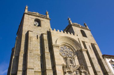 Porto, Portekiz - 3 Mart 2019: Porto Katedrali (Se do Porto)