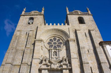 Porto, Portekiz - 3 Mart 2019: Porto Katedrali (Se do Porto)