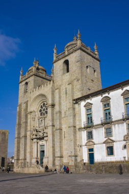 Porto, Portekiz - 3 Mart 2019: Porto Katedrali (Se do Porto)
