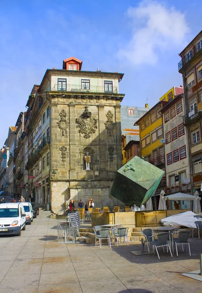 Porto Portugal March 2019 Fonte Praca Ribeira Fountain Overlooking Central — Stock Photo, Image