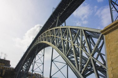 Porto, Portekiz - 3 Mart 2019: Dom Luis ben Porto oteli köprü