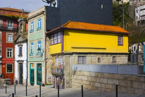 Πόρτο Πορτογαλία Μαρτίου 2019 Προσόψεις Των Παραδοσιακά Σπίτια Στην Παλιά — Φωτογραφία Αρχείου