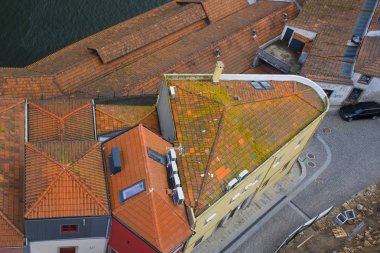 Porto, Portekiz - 3 Mart 2019: Leyleklerin tarafın Villa Nova de Gaia Porto Douro Nehri yakınında