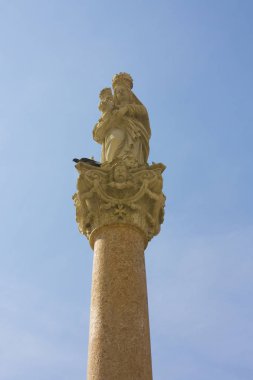 Bratislava, Slovakya-1 Nisan 2019: Bratislava Ana Meydanı 'nda Marian sütun