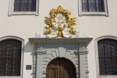 Bratislava, Slovakya-1 Nisan 2019: Bratislava Jesuit Kilisesi (Juzuitsky Kostol) parçası