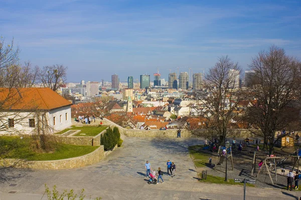 Bratislava Eslováquia Abril 2019 Convés Observação Perto Castelo Bratislava Dia — Fotografia de Stock