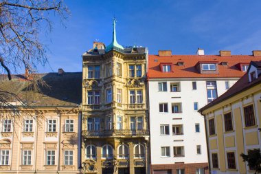 Bratislava, Slovakya - 1 Nisan 2019: Pharmacy Salvator - Bratislava'daki eski eczane evi