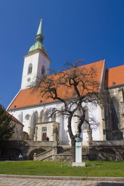 Bratislava, Slovakya-1 Nisan 2019: Bratislava St Martin Katedrali