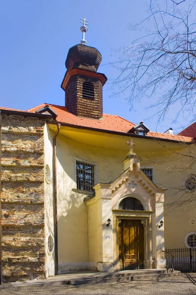 Братислава Словакия Апреля 2019 Года Нотр Дамская Церковь Старом Городе — стоковое фото
