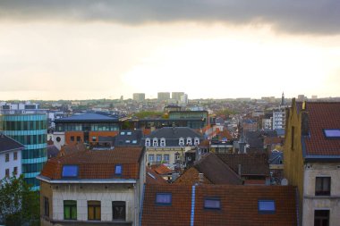  Gün batımında Brüksel'in panoramik manzarası